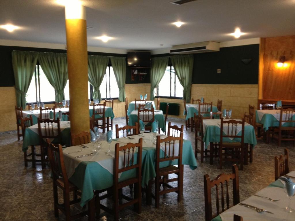 Hotel Restaurante Jarilla Exterior foto